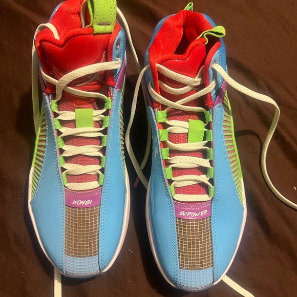 Vibrant Blue and Green Athletic Sneakers with Modern Design Air Jordan 35 Nike - Picture 8 of 8